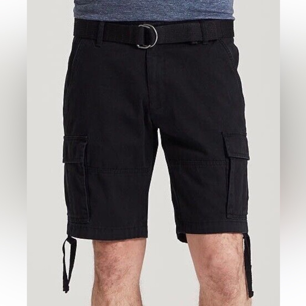 NWOT Adam Levine Cargo Shorts with Adjustable
Twill Belt Utility Pocket Size 32